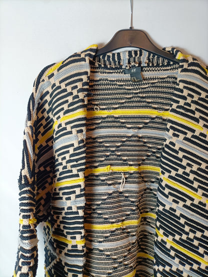 H&M. Cárdigan textura estilo kimono. T XS