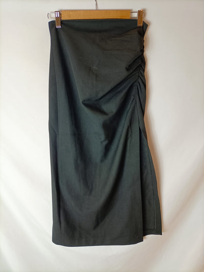 ZARA. Falda tubo negra T.S