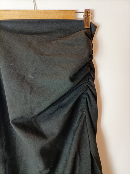 ZARA. Falda tubo negra T.S