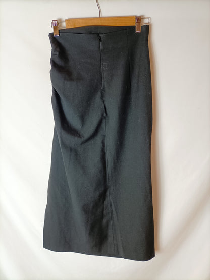 ZARA. Falda tubo negra T.S
