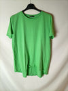 ZARA. camiseta verde básica T.l