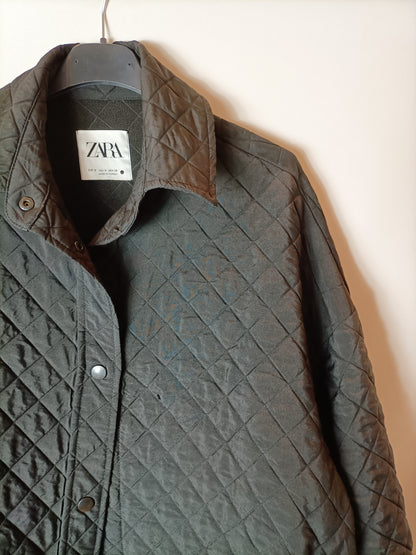 ZARA. Parka negra guateada T.s