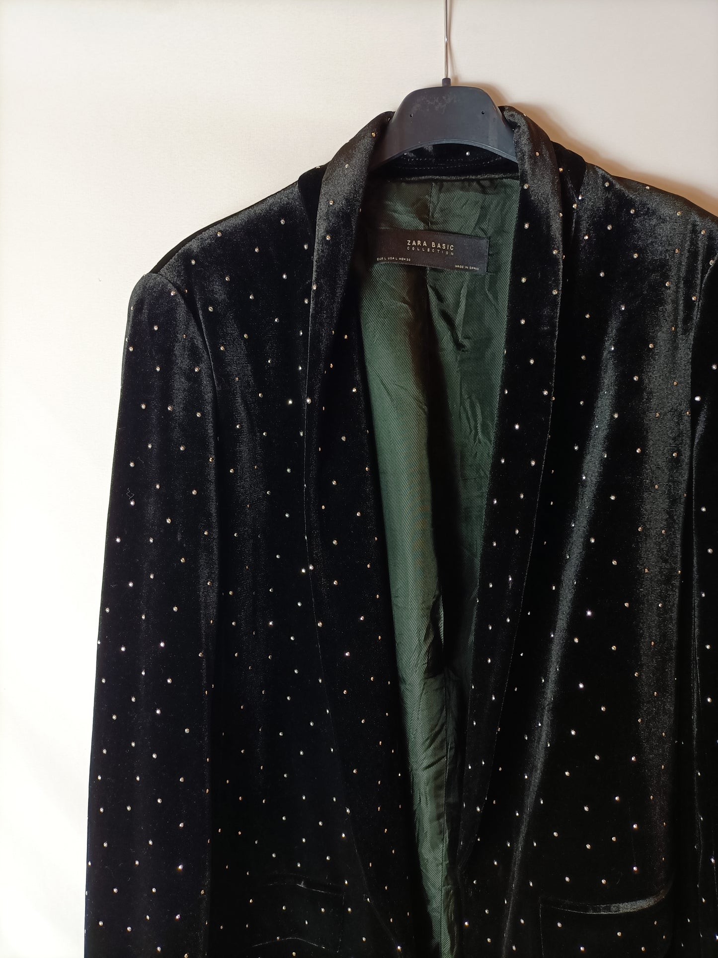 ZARA.Blazer terciopelo negro T.l