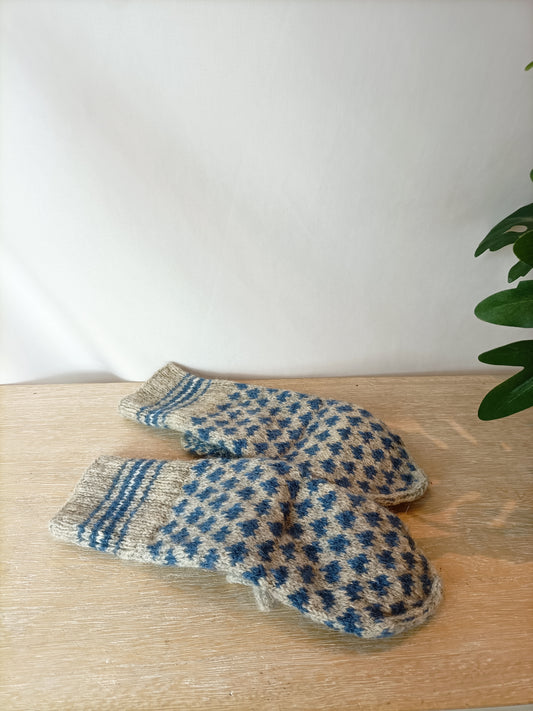 OTRAS. Guantes /manopla gris