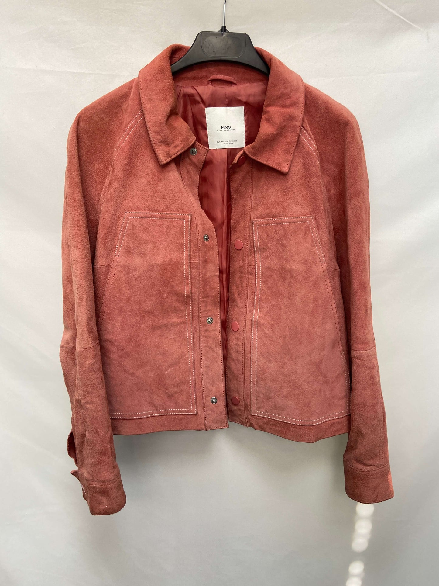 MANGO.Chaqueta ante rosa oscuro T.m