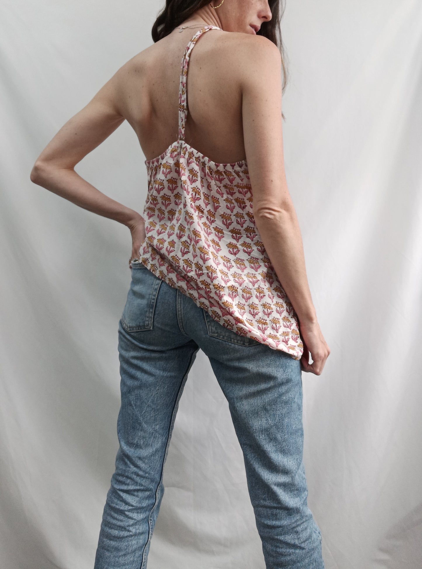 BAGOON. Blusa flores asimétrica Tu(s)