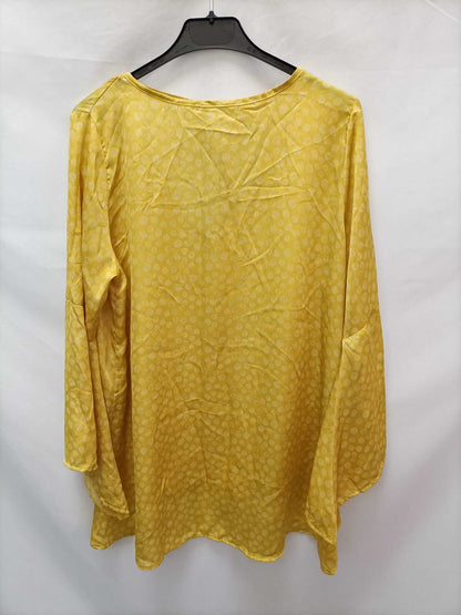 TAKEZO. Blusa amarilla florecitas Tu (m/l)