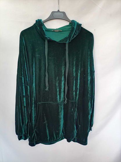 ZARA. Sudadera terciopelo verde T.s