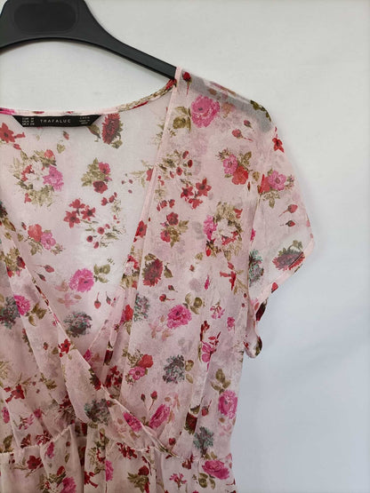 ZARA. Pink floral blouse Tm