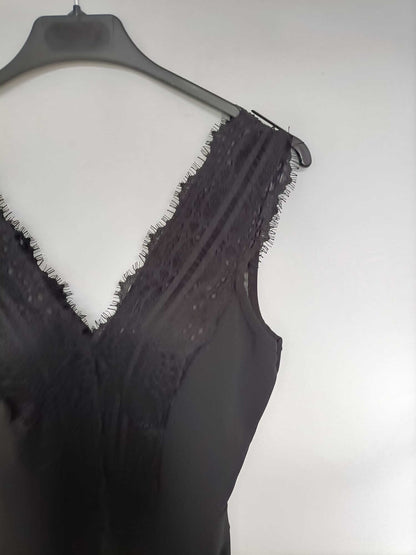 OTRAS. Mono negro encaje Tu (s/m)