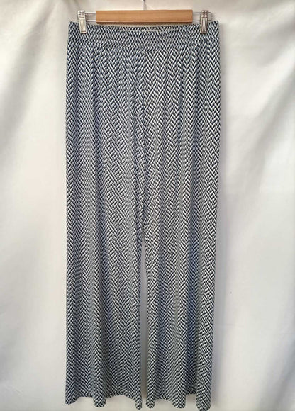 PEOTE. Printed palazzo pants size 4 (m/l)