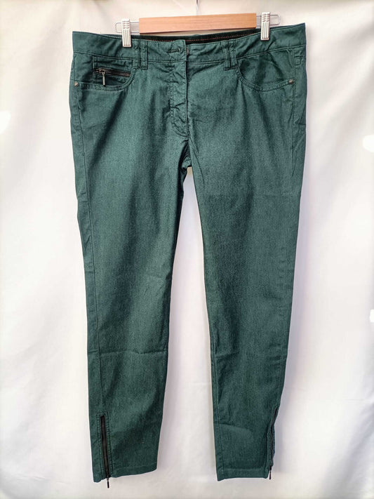LUISA CERANO. Pantalón denim verde T.48