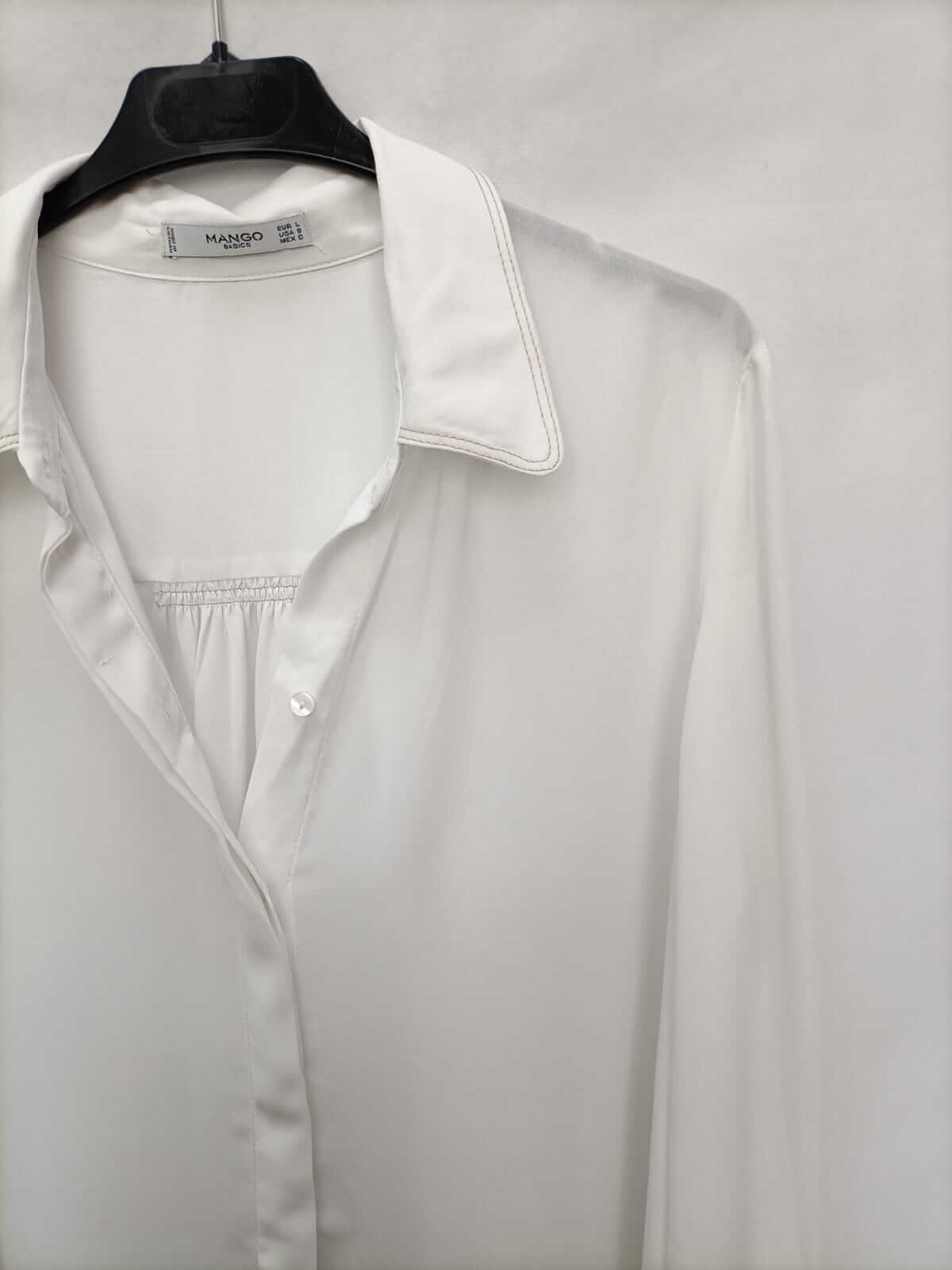 MANGO. Blusa blanca fluida T. l