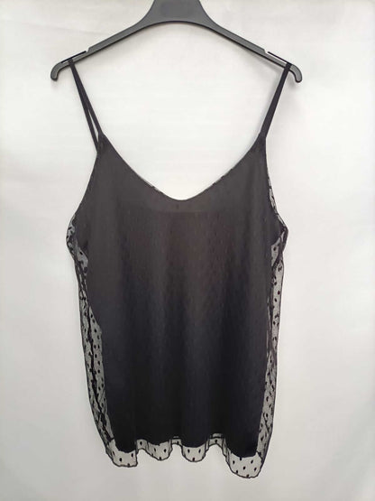 VALENTINE. Black plumeti top size m/l