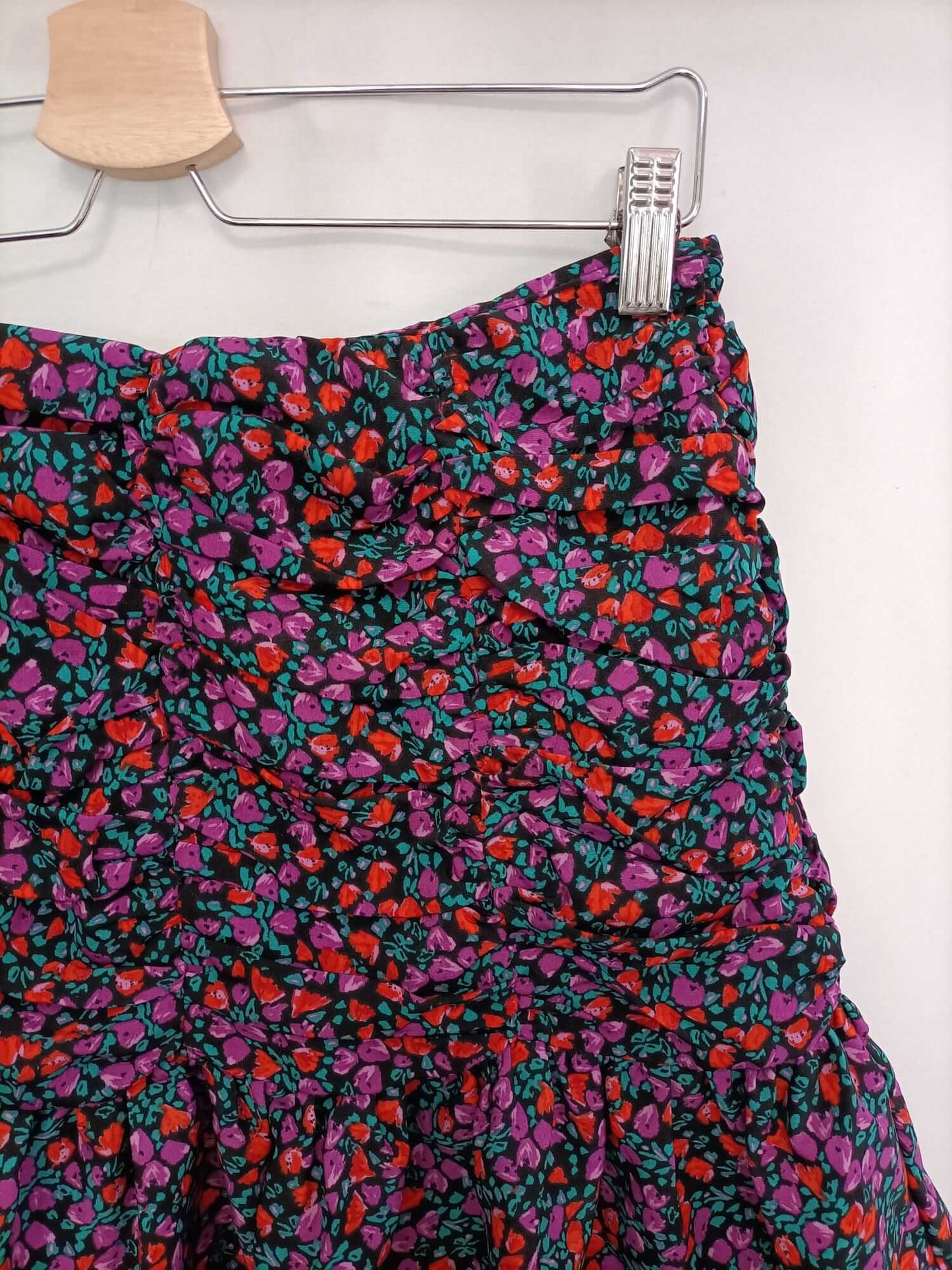 LEFTIES.Falda corta fruncida T.m