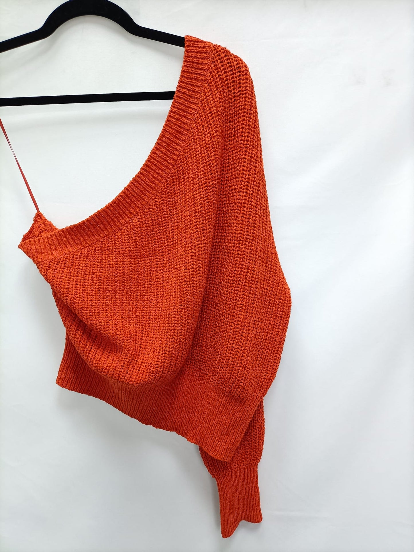 ZARA. Orange asymmetric knit sweater Tm