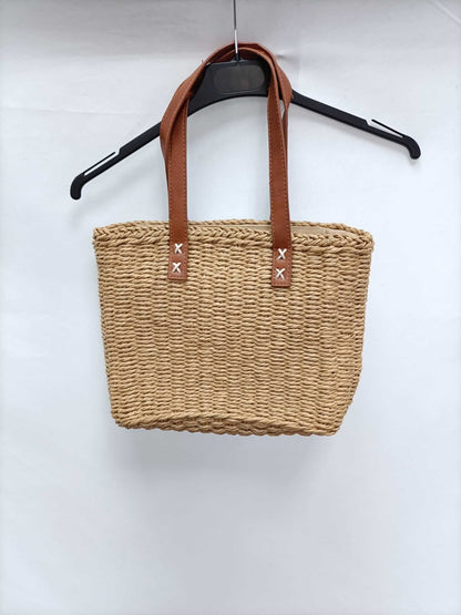 MISAKO.Bolso mediano rafia