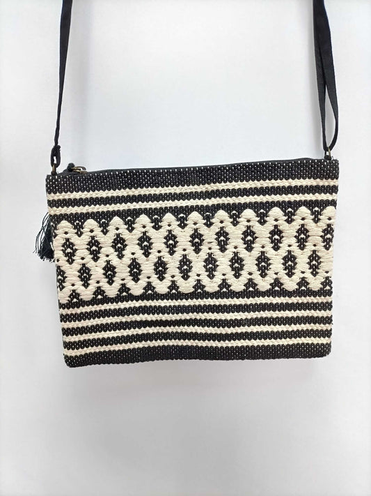MISAKO.Bolso estilo cartera étnico