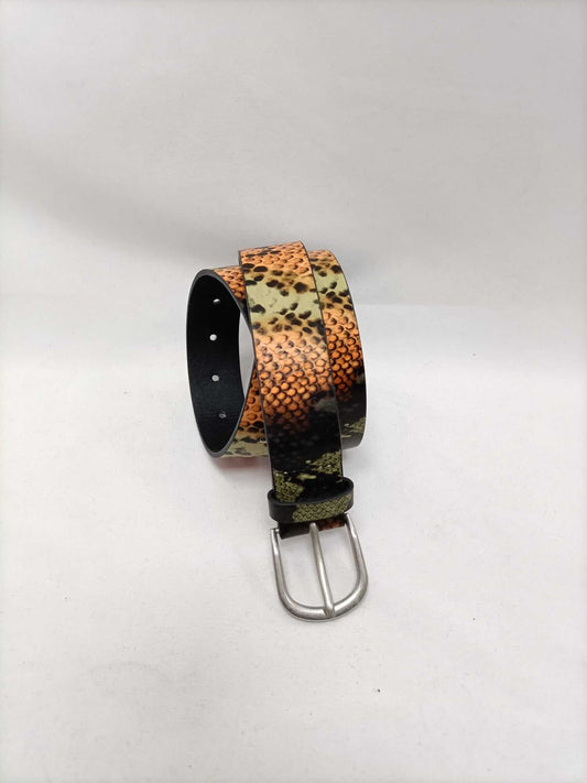 OTRAS.Cinturón animal print