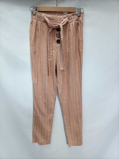 STRADIVARIUS.Pantalones fluidos salmón rayas T.xs