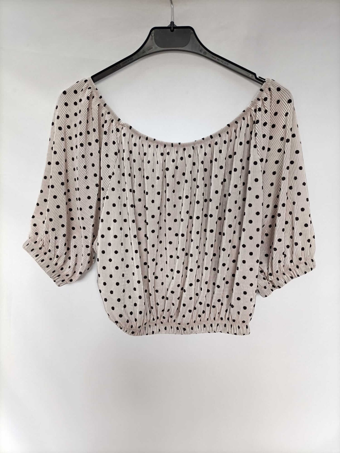 OYSHO.Top beige plisado T.L