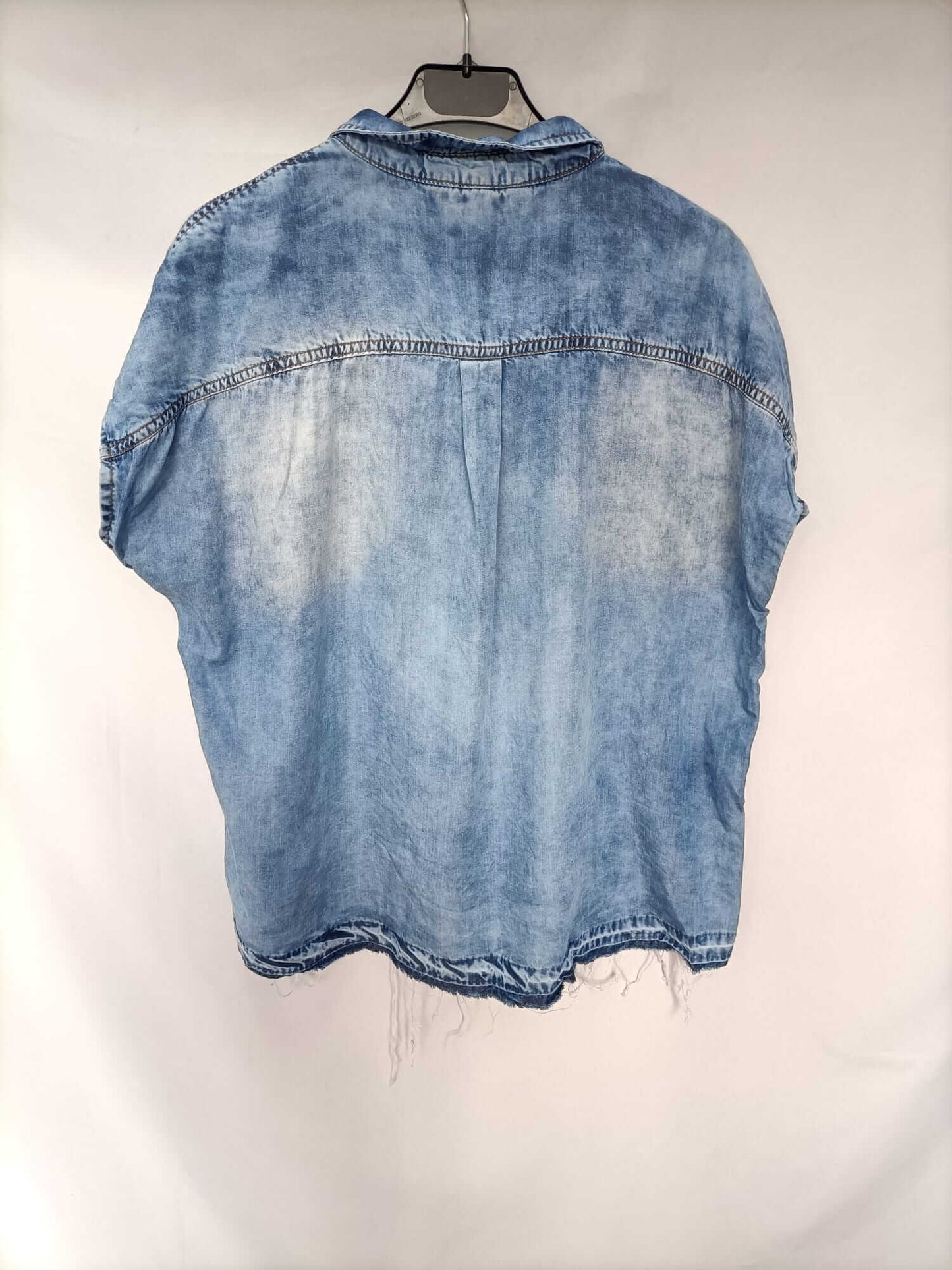 MANGO.Camisa denim sin mangas T.m