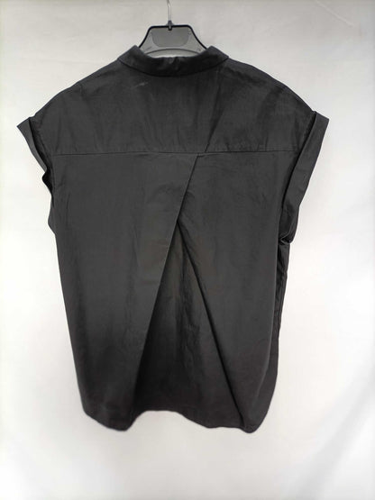 LM.Camisa negra manga corta T.m