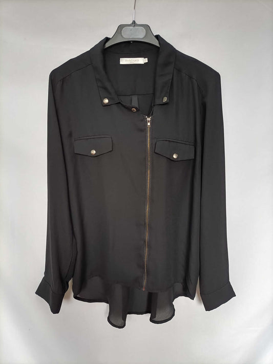 ANDY&LUCY.Blusa negra cremallera T.m