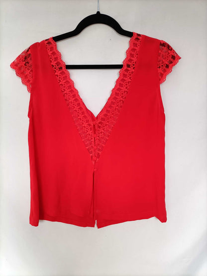 OTRAS.Top rojo abotonado tu (L)