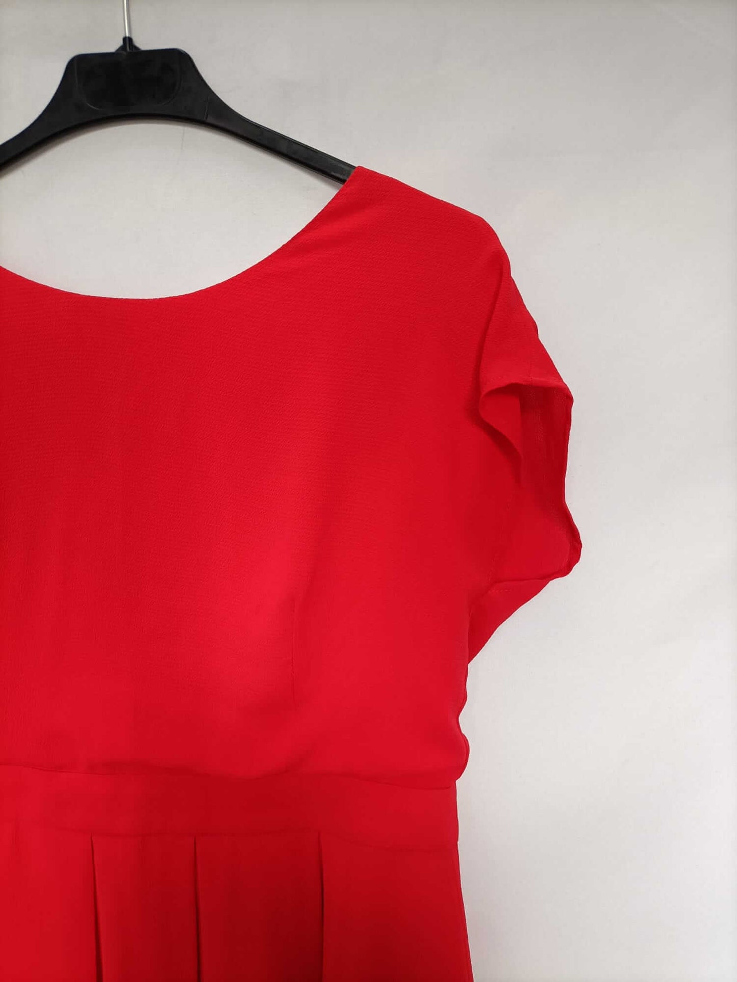 Y'COO.Vestido rojo espalda al aire T.L