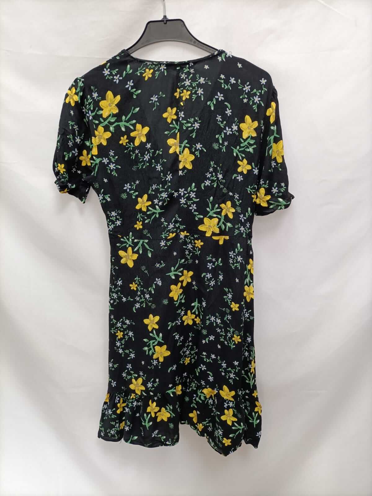 ZARA.Vestido negro flores T.m