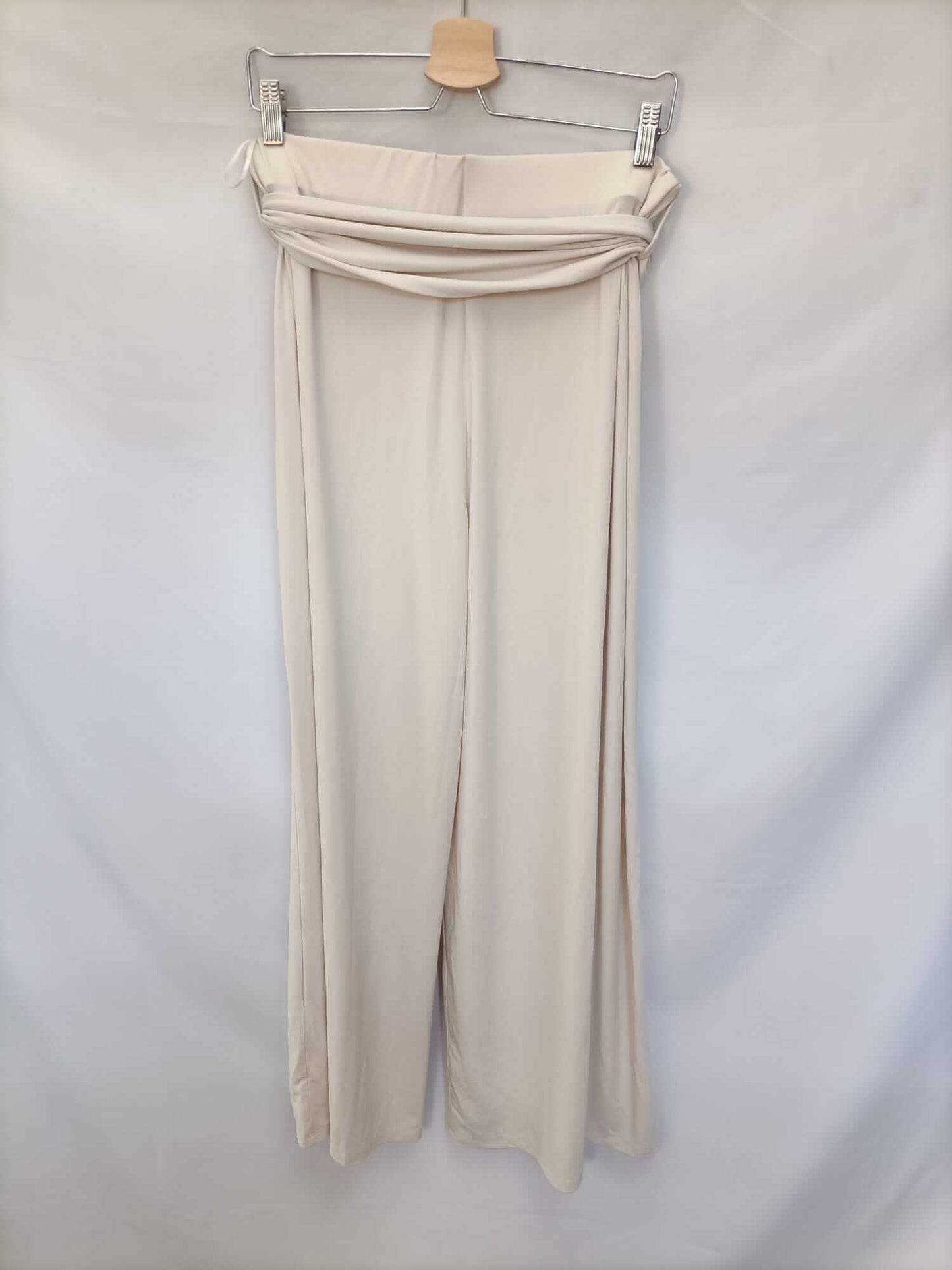 VANDOS.Pantalones beiges anchos T.46