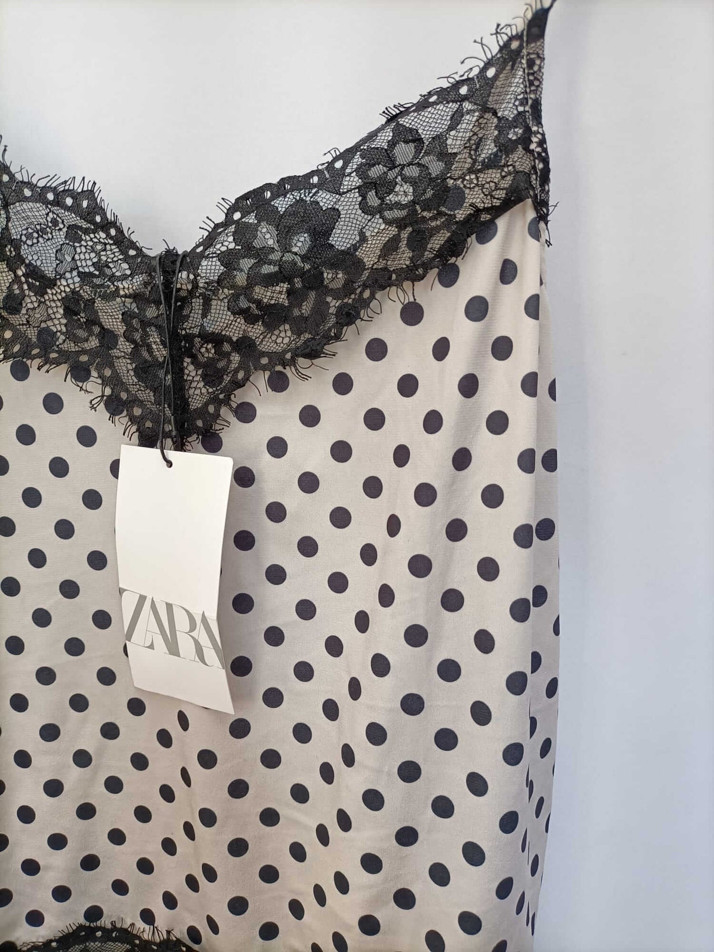 ZARA.Top lencero beige T.L