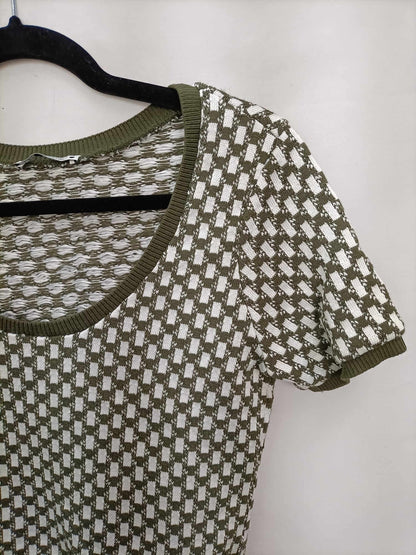 ZARA. Green Ts knit top