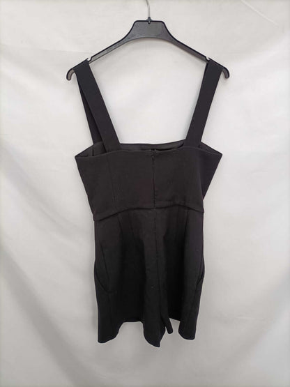ZARA.Mono negro vestir T.s