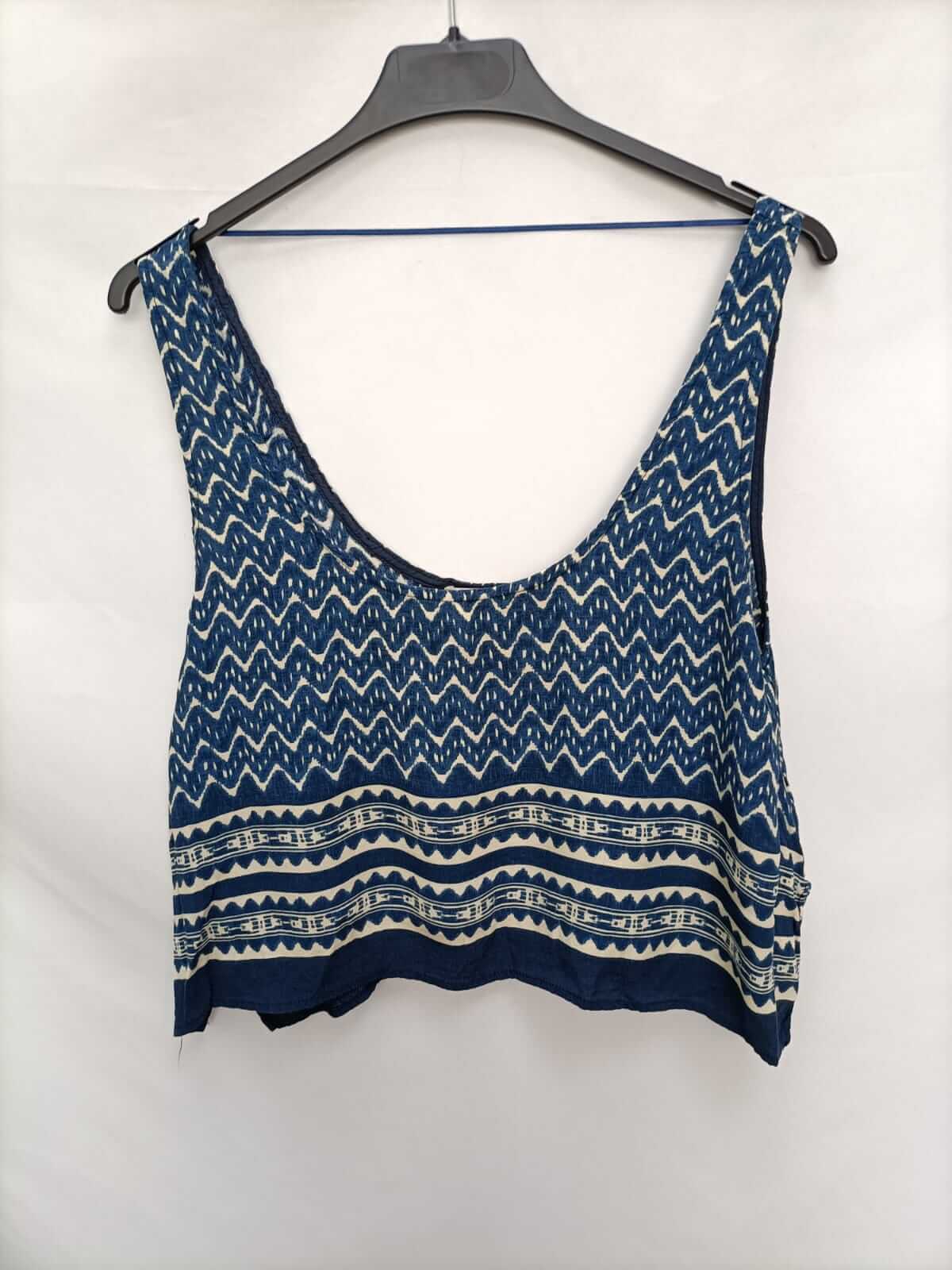 PULL&amp;BAR. Blue ethnic top Tm