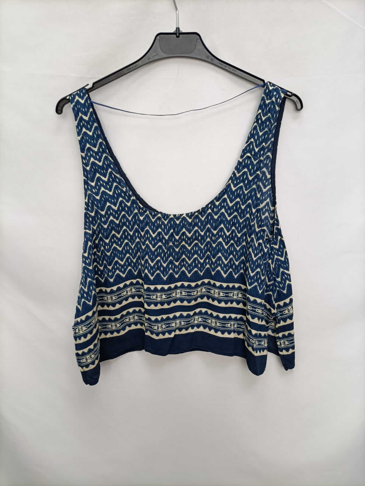 PULL&amp;BAR. Blue ethnic top Tm