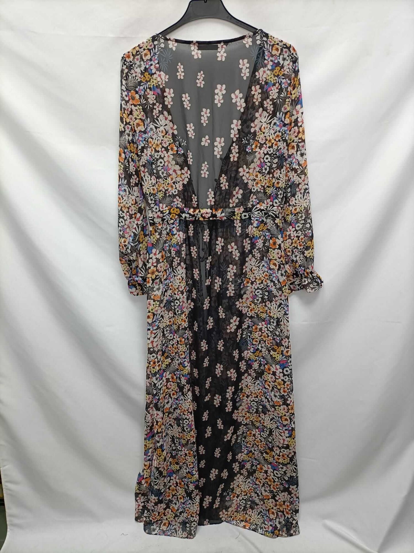 ZARA.Black floral dress/kimono Tm