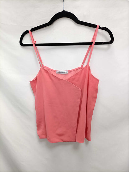 PULL&BEAR.Top semitransparente coral T.s