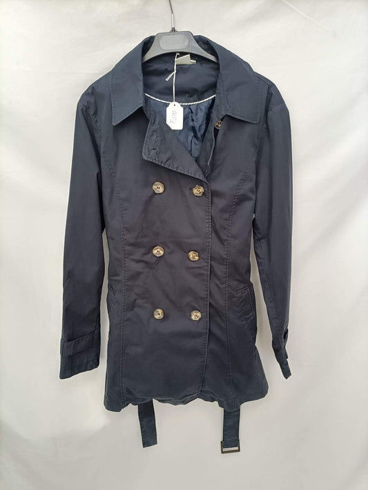 OTRAS. Gabardina cruzada t.40