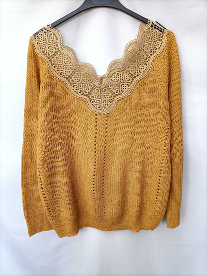 OTRAS. Jersey mostaza encaje m/l