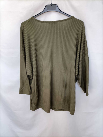 M&MODE. Camiseta verde canalé T.m