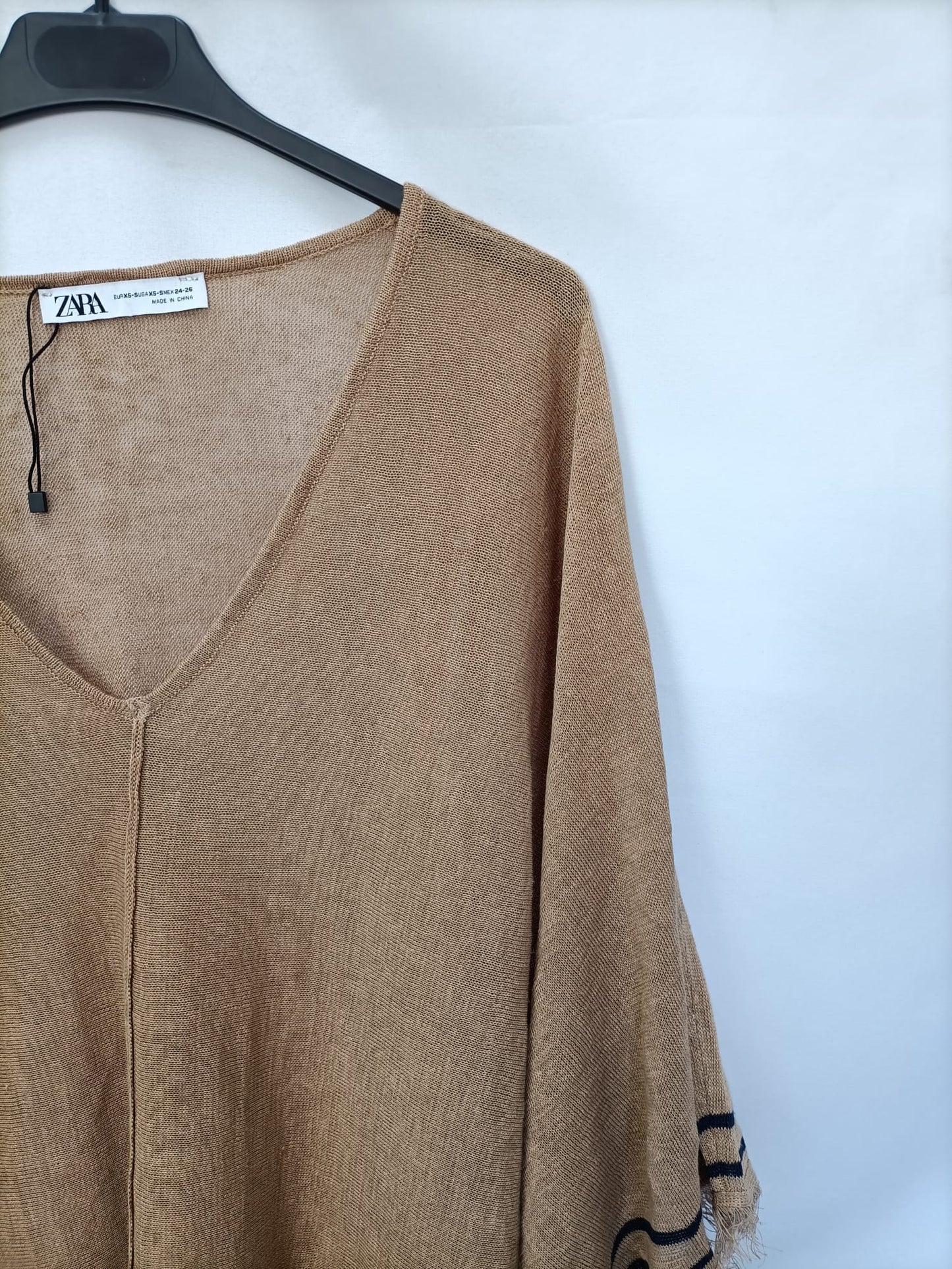 ZARA.Poncho camel T.xs