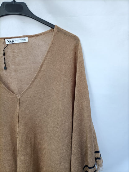 ZARA.Poncho camel T.xs