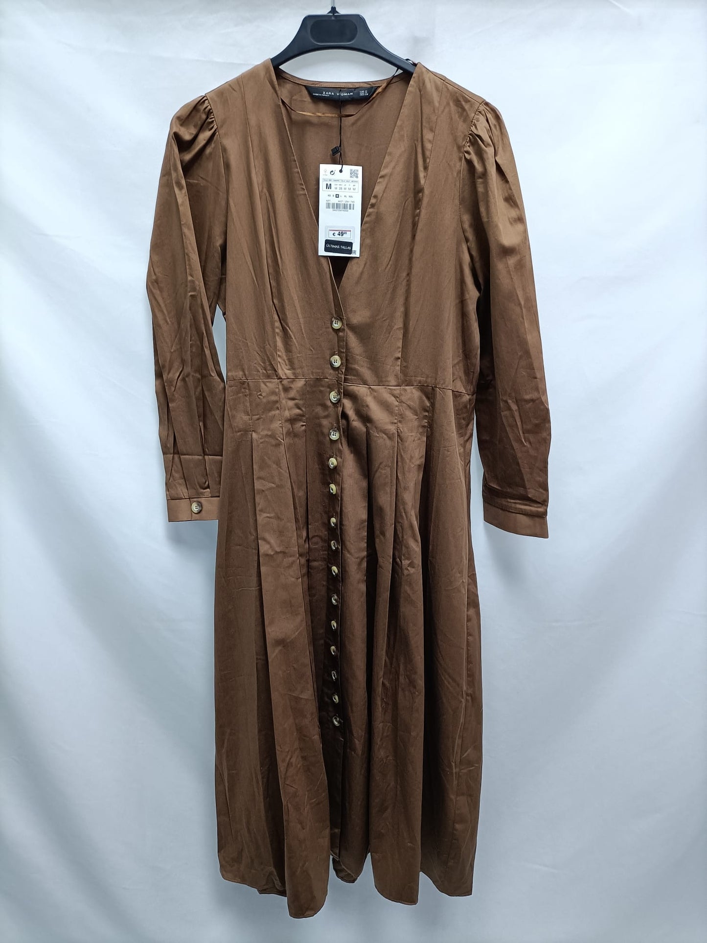 ZARA.Vestido midi marrón abotonado T.m