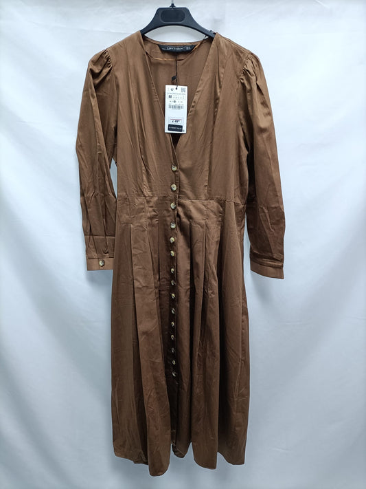 ZARA.Vestido midi marrón abotonado T.m