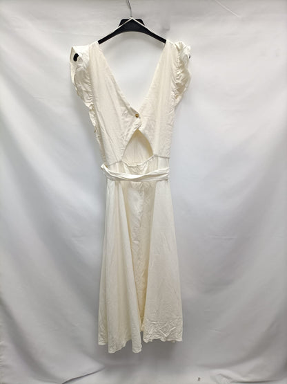 ZARA.Vestido midi blanco roto T.L