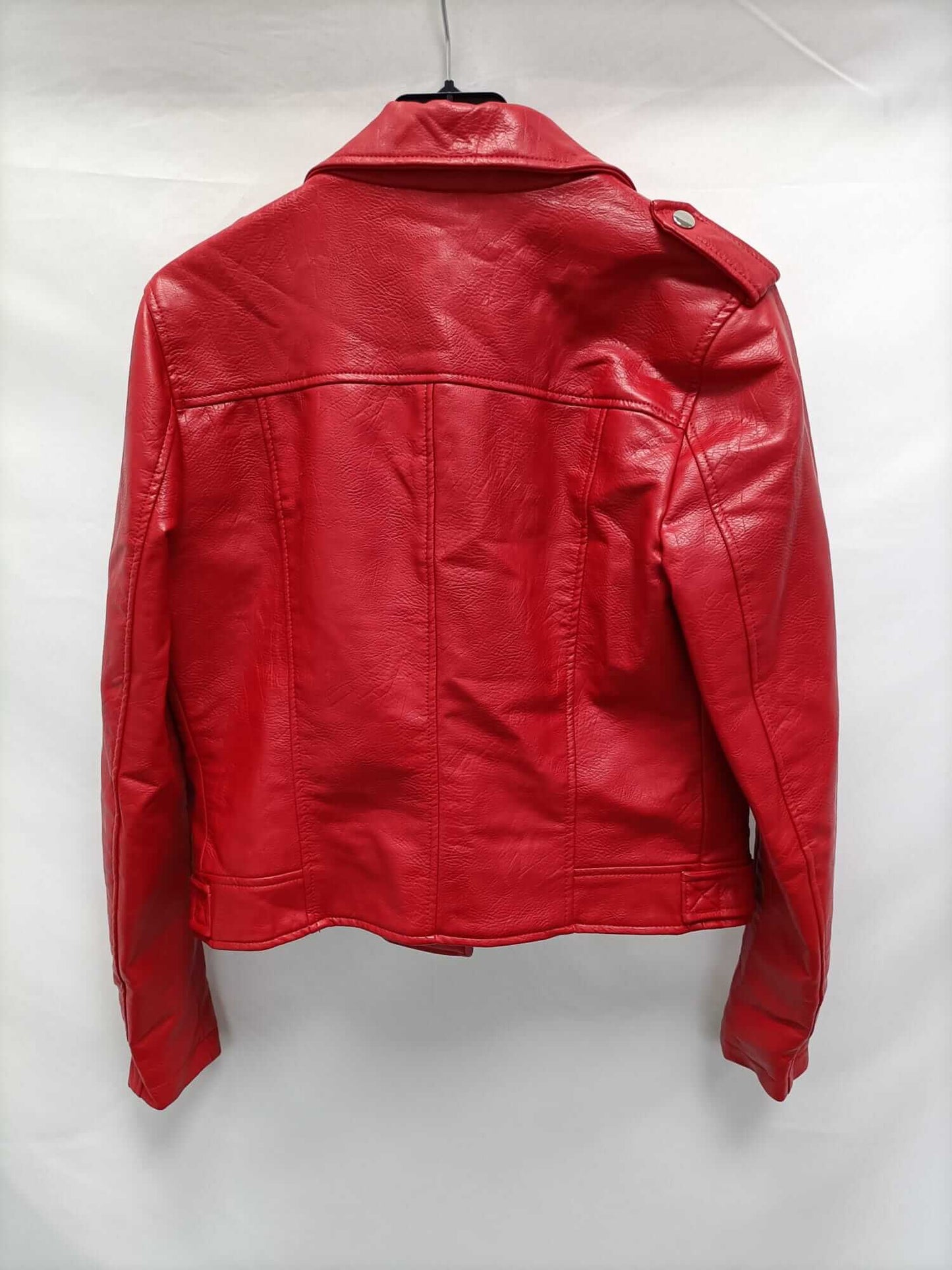 MANGO.Chaqueta roja polipiel T.m