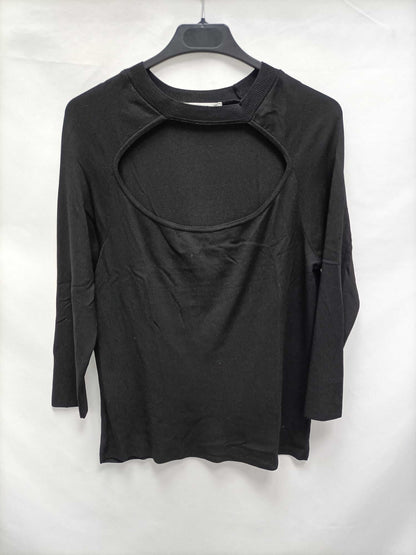 MANGO.Top negro canalé chóquer T.L