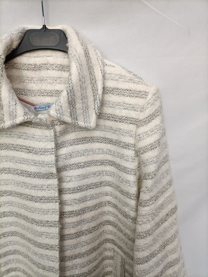 ICIAR Y CANDELA.Abrigo beige T.44